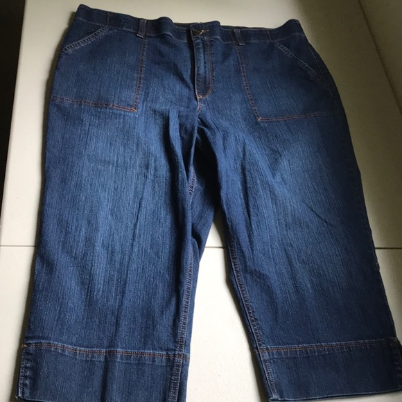 Denim Capris Sz 8 Gloria Vanderbilt 
